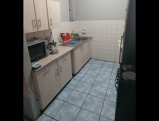 2 BEDROOM APARTMENT FOR SALE IN BOKSBURG CENTRAL